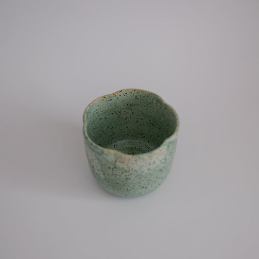 blue/green flower cup